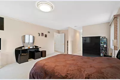 1837 Eastwood Avenue, Highland Park, IL 60035 - Photo 19