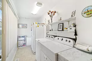 1837 Eastwood Ave, Highland Park, IL 60035 - Photo 27