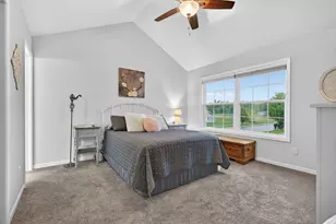 300 Arrowhead Dr, Minooka, IL 60447 - Photo 15