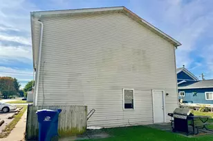 501 SW 3rd St, Aledo, IL 61231 - Photo 27