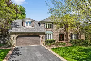 495 Prairie Knoll Dr, Naperville, IL 60565 - Photo 3
