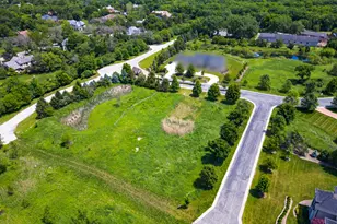 20 Keller Ln, Oak Brook, IL 60523 - Photo 3