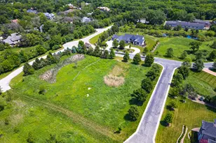 20 Keller Ln, Oak Brook, IL 60523 - Photo 3