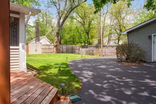 6N051 Oakwood Dr, Saint Charles, IL 60174 - Photo 13