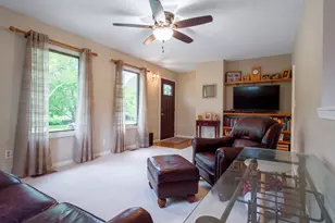 6N051 Oakwood Dr, Saint Charles, IL 60174 - Photo 19