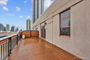 360 W Illinois St, Chicago, IL 60654 - Photo 19