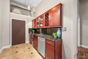360 W Illinois St, Chicago, IL 60654 - Photo 23