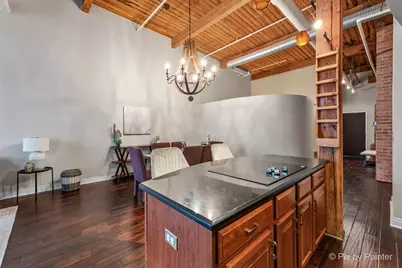 360 W Illinois Street #607, Chicago, IL 60654 - Photo 7