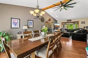 1011 Ridgewood Ave, McHenry, IL 60050 - Photo 7