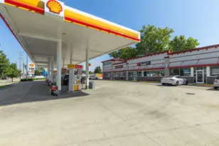 1605 S River Rd, Des Plaines, IL 60018 - Photo 13