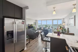 400 E Randolph St, Chicago, IL 60601 - Photo 3