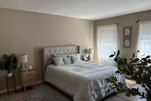 511 East Ave, Streamwood, IL 60107 - Photo 11