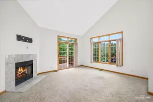12780 Marian Dr, Lemont, IL 60439 - Photo 5