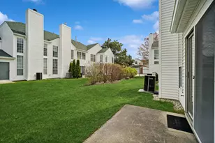 103 Meadowbrook Ln, Lake Bluff, IL 60044 - Photo 19
