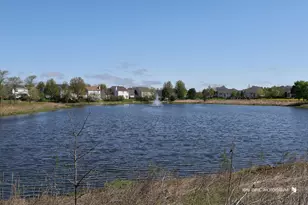 716 S Winchester Dr, Round Lake, IL 60073 - Photo 31