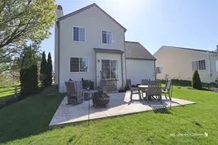 716 S Winchester Dr, Round Lake, IL 60073 - Photo 29