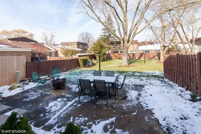 17W764 Lowell Lane, Villa Park, IL 60181 - Photo 17