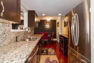 17W764 Lowell Ln, Villa Park, IL 60181 - Photo 5