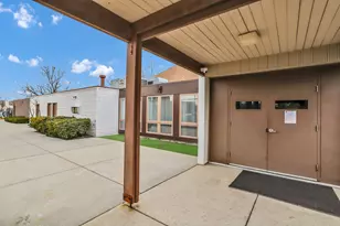 1475 Rebecca Dr, Hoffman Estates, IL 60169 - Photo 13