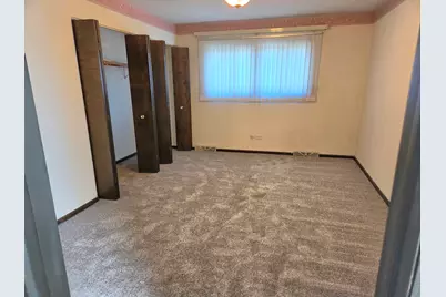 6839 Kingston Road, Tinley Park, IL 60477 - Photo 11