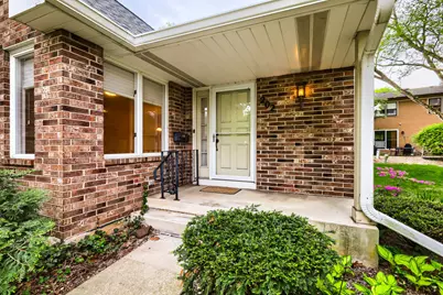 202 Stone Manor Circle, Batavia, IL 60510 - Photo 3