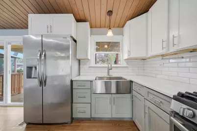 [Address not provided], Des Plaines, IL 60016 - Photo 13