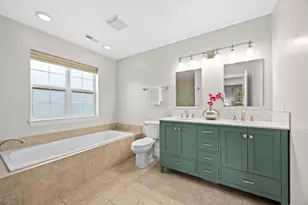 236 S Lincoln St, Westmont, IL 60559 - Photo 29