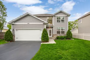 236 S Lincoln St, Westmont, IL 60559 - Photo 3