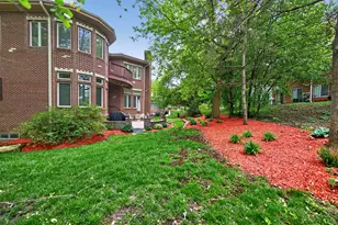 4 Dani Ln, Schaumburg, IL 60173 - Photo 95