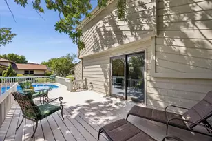 2929 Northcreek Dr, Woodridge, IL 60517 - Photo 27