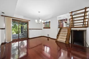 2929 Northcreek Dr, Woodridge, IL 60517 - Photo 13