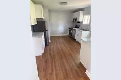 209 E Farnham Street, Sheffield, IL 61361 - Photo 5