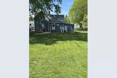 209 E Farnham Street, Sheffield, IL 61361 - Photo 3