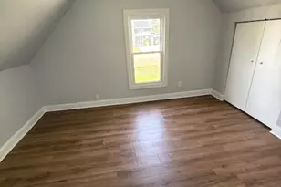 209 E Farnham St, Sheffield, IL 61361 - Photo 9