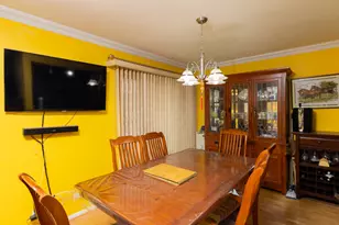 2124 Westview Dr, Des Plaines, IL 60018 - Photo 11