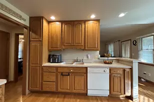 1711 Peri Dr, Mendota, IL 61342 - Photo 9