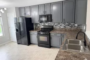1513 Bristol Ln, Wood Dale, IL 60191 - Photo 3