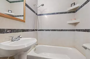 946 Burton Ave, Highland Park, IL 60035 - Photo 7