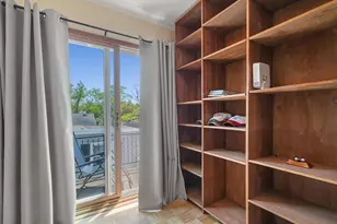 946 Burton Ave, Highland Park, IL 60035 - Photo 15