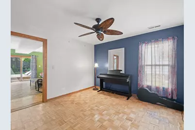 946 Burton Avenue, Highland Park, IL 60035 - Photo 9