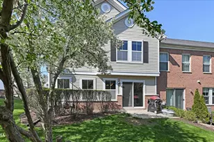 620 Grand Canyon Cir, Crystal Lake, IL 60014 - Photo 21