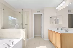 620 Grand Canyon Cir, Crystal Lake, IL 60014 - Photo 17