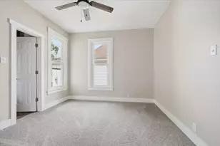 306 E Oak St, Fairbury, IL 61739 - Photo 13