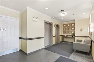 9530 Cook Ave, Oak Lawn, IL 60453 - Photo 3