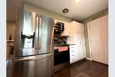 1608 Chevy Chase Drive, Champaign, IL 61821 - Photo 15