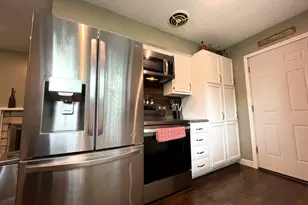 1608 Chevy Chase Dr, Champaign, IL 61821 - Photo 15
