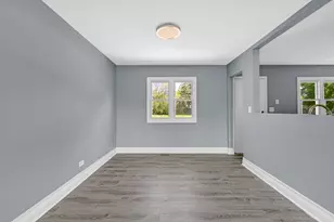 28W502 Leverenz Rd, Naperville, IL 60564 - Photo 9