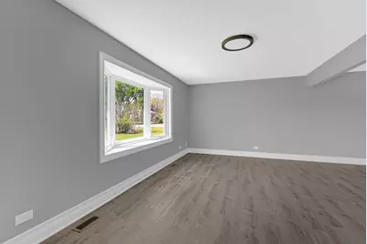 28W502 Leverenz Road, Naperville, IL 60564 - Photo 5