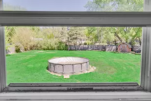 28W502 Leverenz Rd, Naperville, IL 60564 - Photo 25