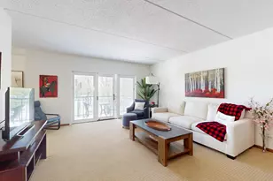 201 N Vail Ave, Arlington Heights, IL 60004 - Photo 5